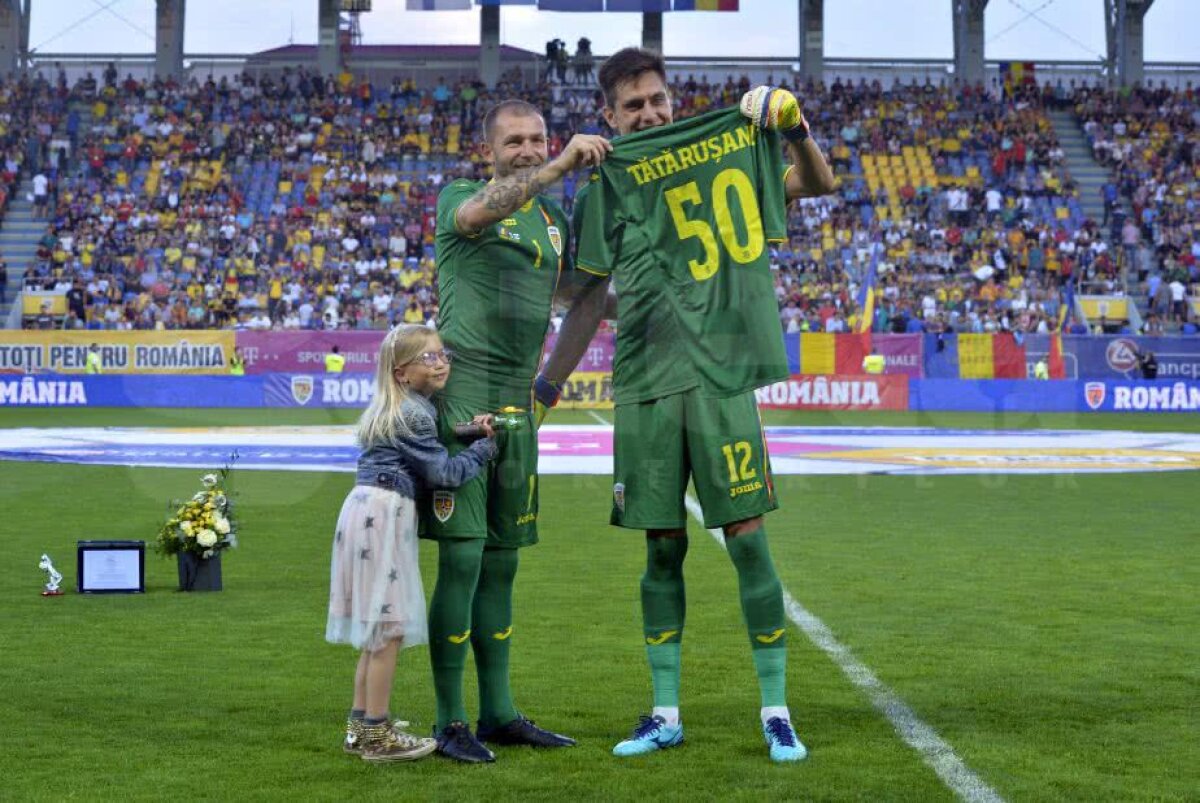 ROMÂNIA - FINLANDA // VIDEO+FOTO Lobonț ovaționat de un stadion arhiplin la retragere » Mesaje emoționante, plachete și lacrimi