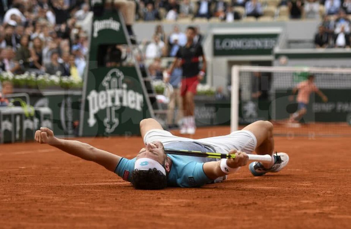 ROLAND GARROS // GALERIE FOTO De la suspendare pentru trucare de meciuri, la victorie cu Djokovic » Declarațiile emoționante ale lui Cecchinato după calificarea în semifinale: "A meritat toată munca"