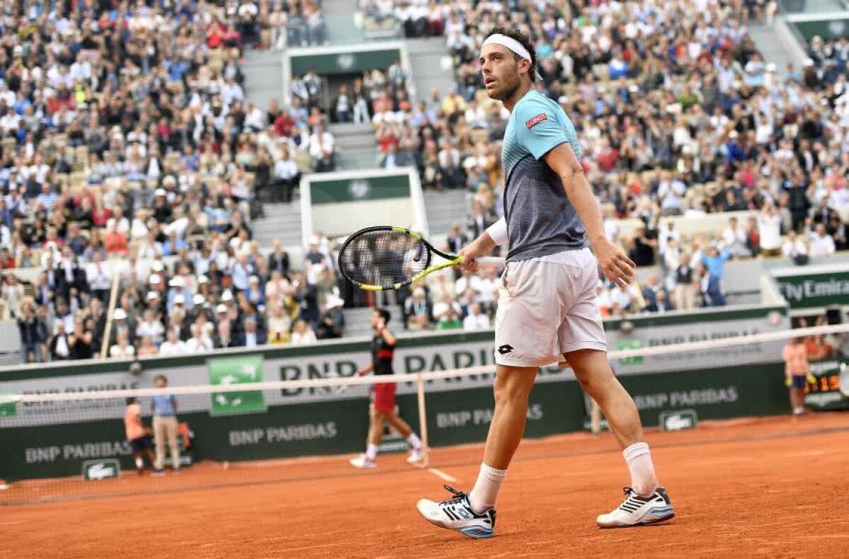 ROLAND GARROS // GALERIE FOTO De la suspendare pentru trucare de meciuri, la victorie cu Djokovic » Declarațiile emoționante ale lui Cecchinato după calificarea în semifinale: "A meritat toată munca"