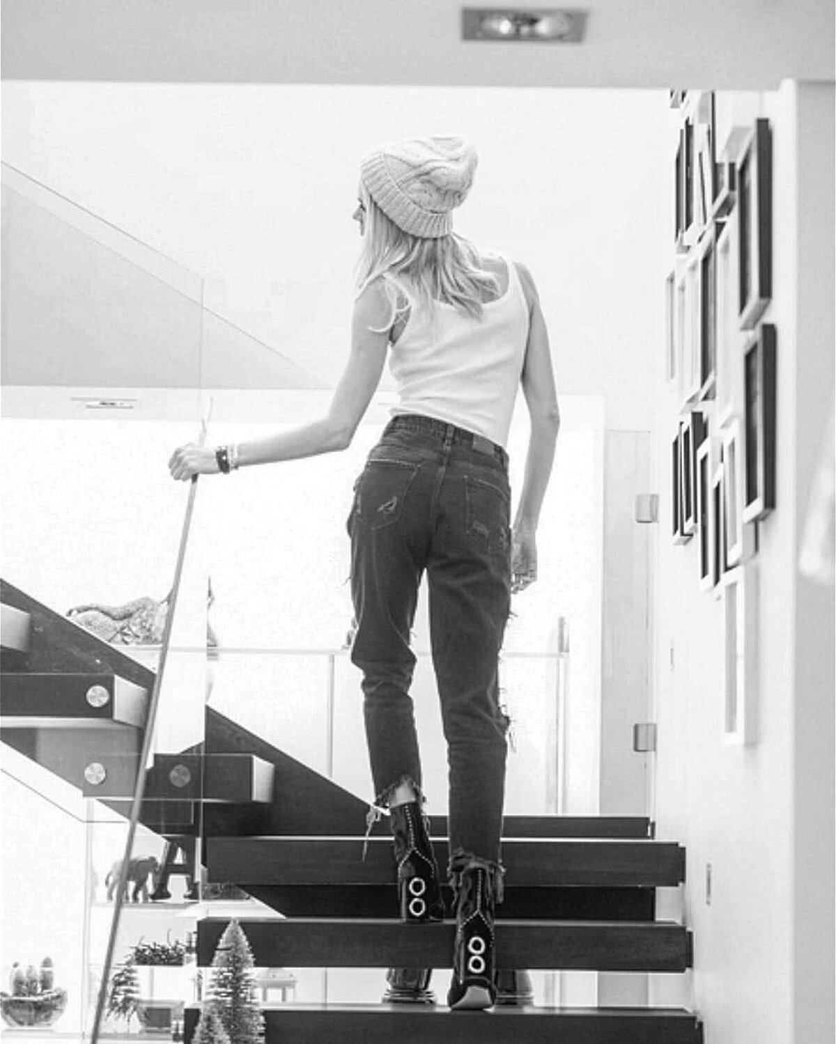 FOTO L-a dus în Bora Bora  » Vacanță de vis pentru Diego Simeone și iubita lui sexy