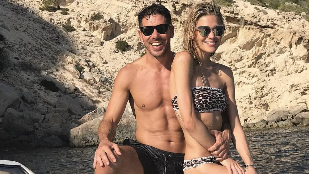 FOTO L-a dus în Bora Bora  » Vacanță de vis pentru Diego Simeone și iubita lui sexy