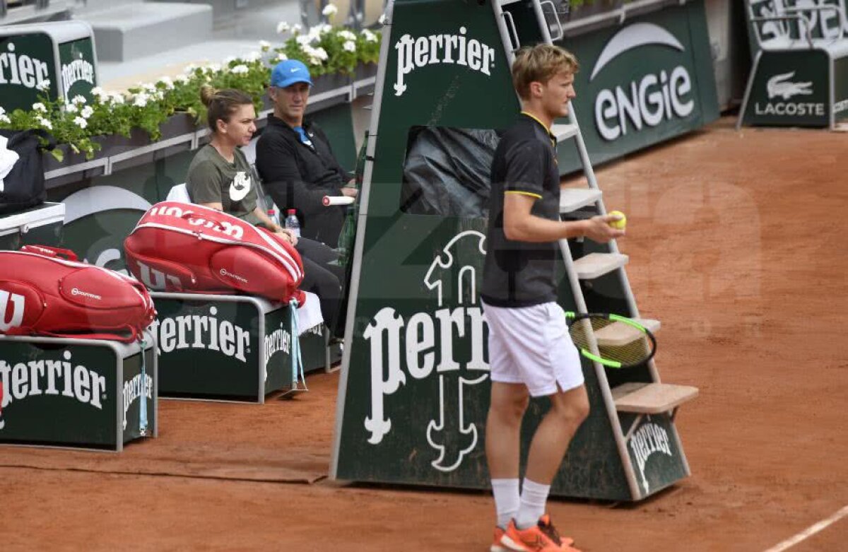 SIMONA HALEP - ANGELIQUE KERBER // GALERIE FOTO Decizie tactică de ultimă oră » Ce a făcut Simona Halep înainte de sfertul de Roland Garros