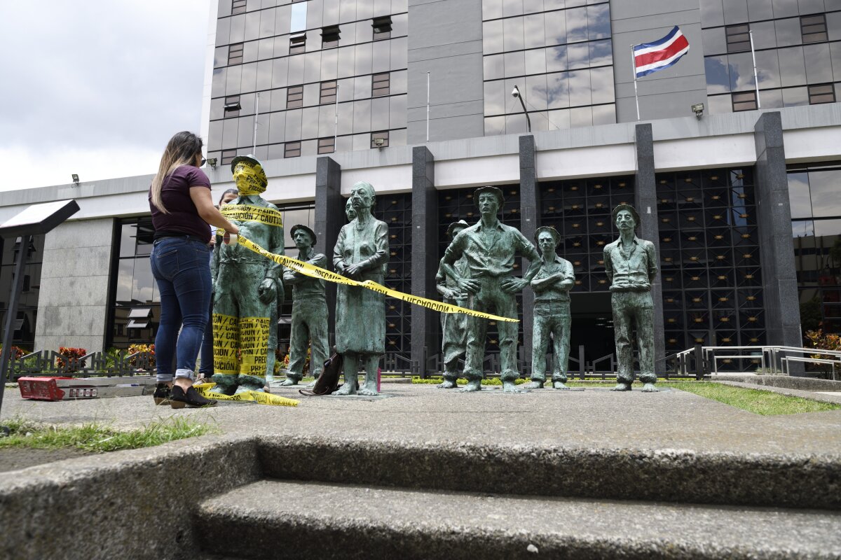 Vezi cum arată locul din Costa Rica unde se decide viitorul Elenei Udrea