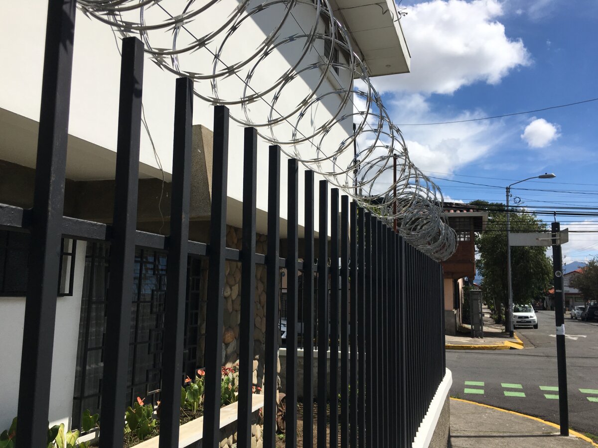 Vezi cum arată locul din Costa Rica unde se decide viitorul Elenei Udrea