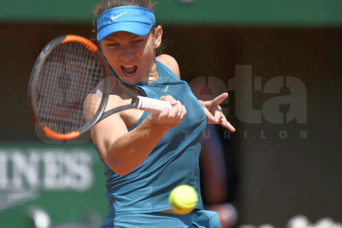 Simona Halep o surclasează pe Garbine Muguruza și e în a treia finală de Roland Garros din carieră! VICTORIE imensă: își păstrează și numărul 1 mondial!