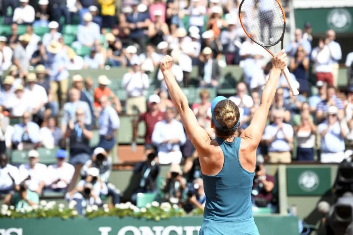 Simona Halep o surclasează pe Garbine Muguruza și e în a treia finală de Roland Garros din carieră! VICTORIE imensă: își păstrează și numărul 1 mondial!