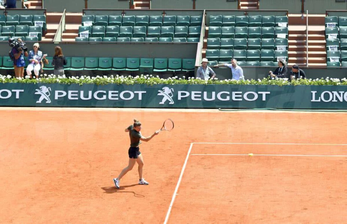 CORESPONDENȚĂ DE LA PARIS // Imagini de la ultimul antrenament al Simonei Halep înaintea finalei cu Sloane Stephens