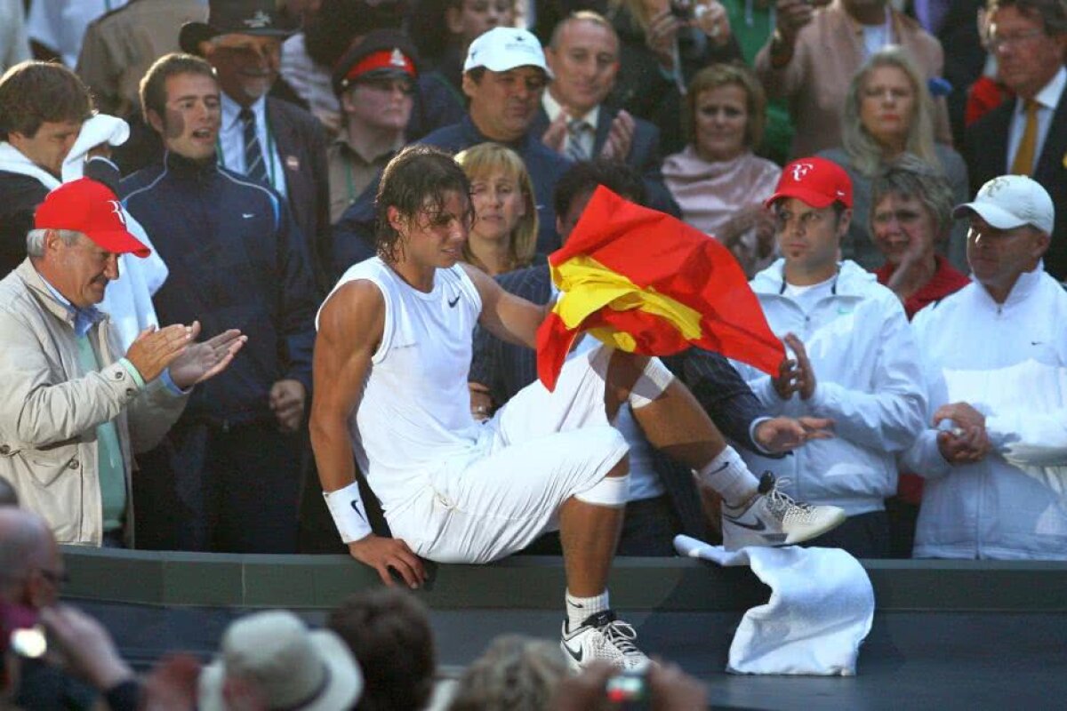 SIMONA HALEP A CÂȘTIGAT ROLAND GARROS // VIDEO+FOTO La fel ca Nadal! Simona Halep a sărbătorit primul titlu de Grand Slam cățărându-se până în lojă