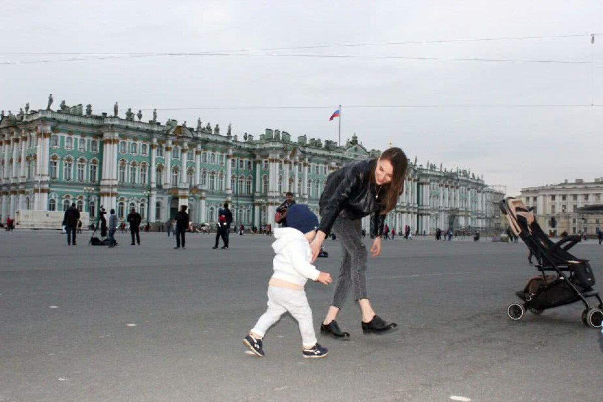 VIDEO+FOTO Primele impresii ale trimisului special GSP la Mondial, cu 4 zile înainte de start: "Am ajuns în Sankt Petersburg, orașul care te vrăjește până te trezesc polițiștii din visare" :)