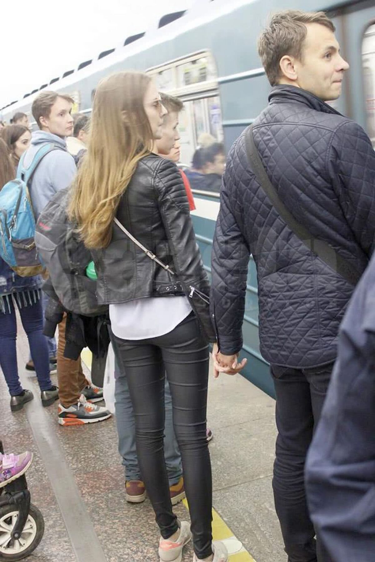 Corespondență  GSP din Rusia » Trimisul Gazetei, înconjurat de 4 indivizi! "Metroul iubirii din care eu puteam ieși bătut de uzbeci la Sankt Petersburg"