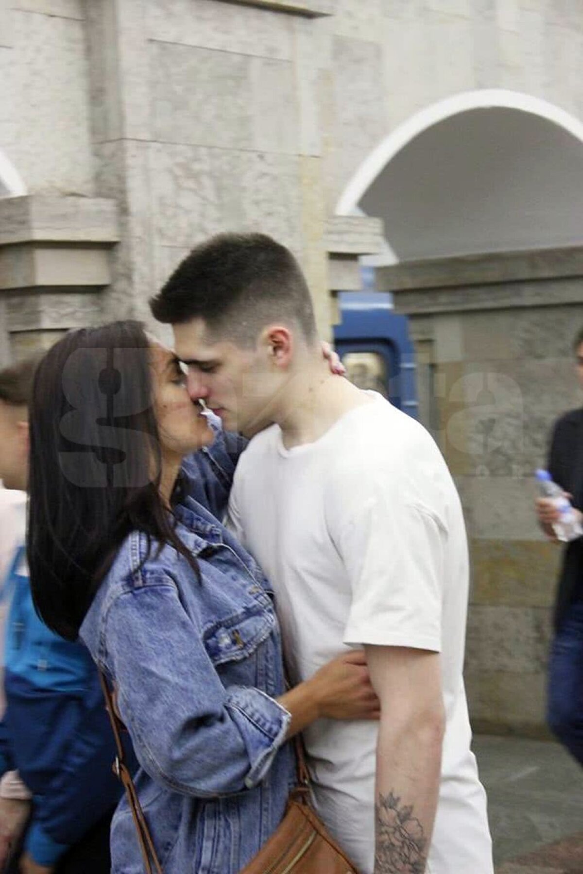 Corespondență  GSP din Rusia » Trimisul Gazetei, înconjurat de 4 indivizi! "Metroul iubirii din care eu puteam ieși bătut de uzbeci la Sankt Petersburg"