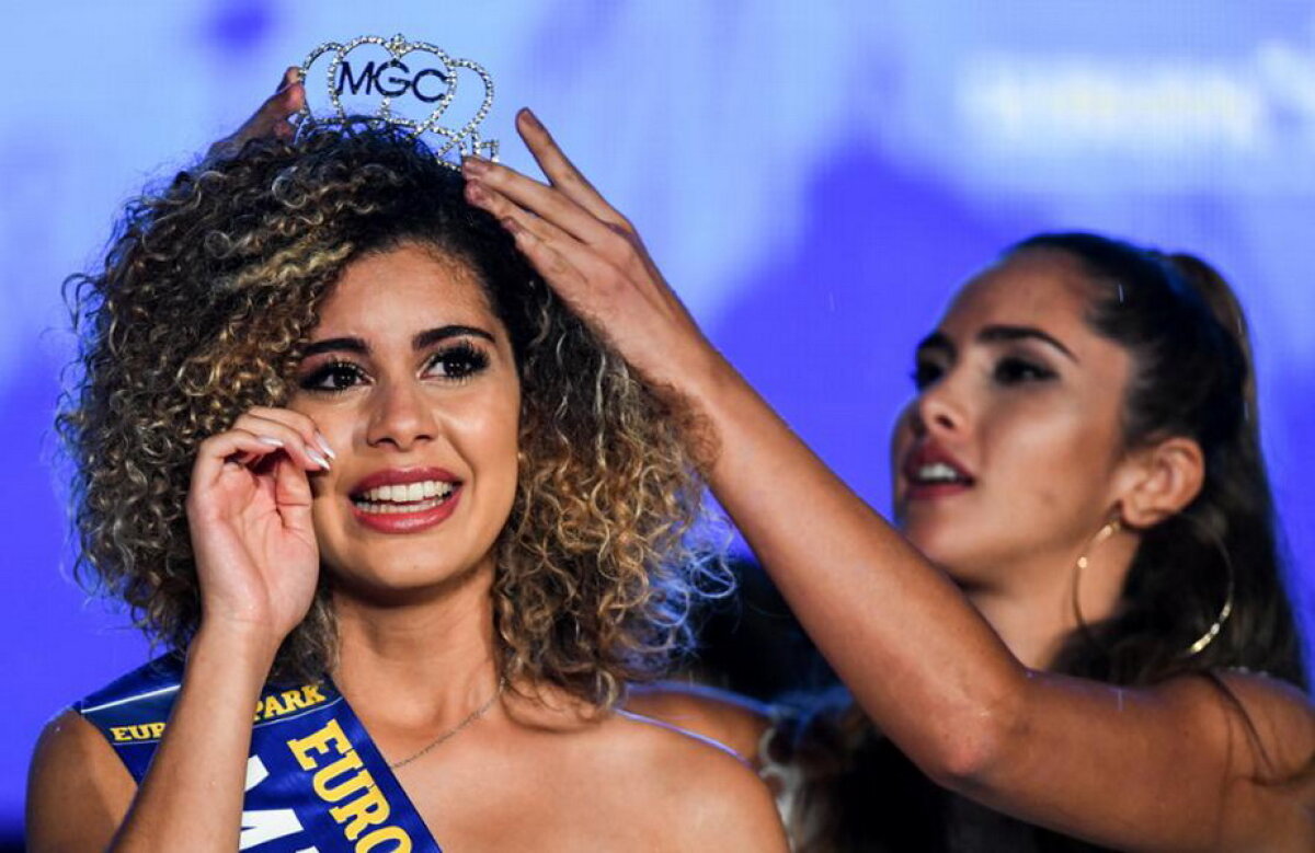 GALERIE FOTO Zoé Brunet a câştigat titlul de Miss Cupa Mondială 2018