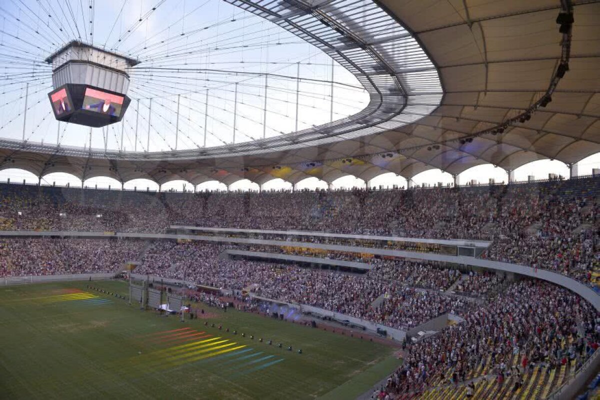 GALERIE FOTO 10 imagini emoționante de pe Arena Națională! Simona Halep, cu lacrimi în ochi în fața a peste 15.000 de români 