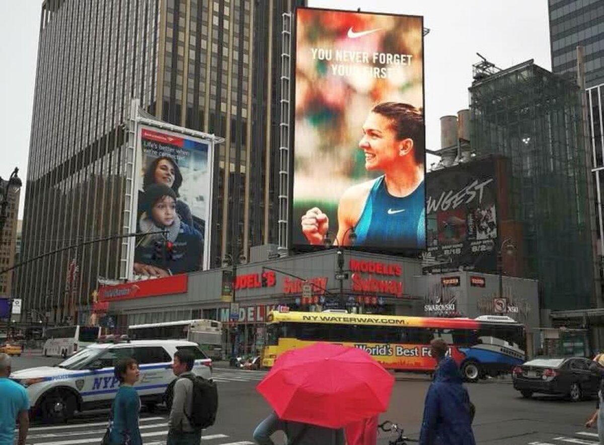 SIMONA HALEP // FOTO București, noul New York » Mesaje uriașe de felicitare pentru campioana de la Roland Garros au împânzit Capitala