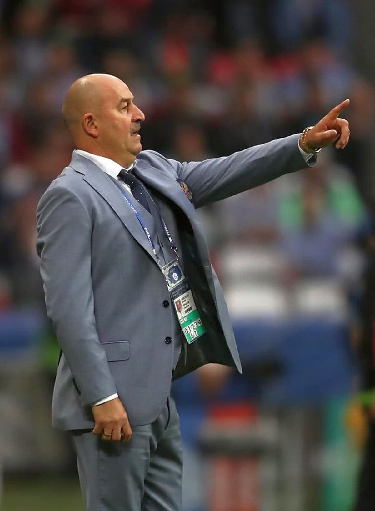 Corespondență GSP din Rusia » Rușii critică naționala: "Cea mai slabă din istorie!" » Selecționerul se răzbună și îi chinuie pe jurnaliști