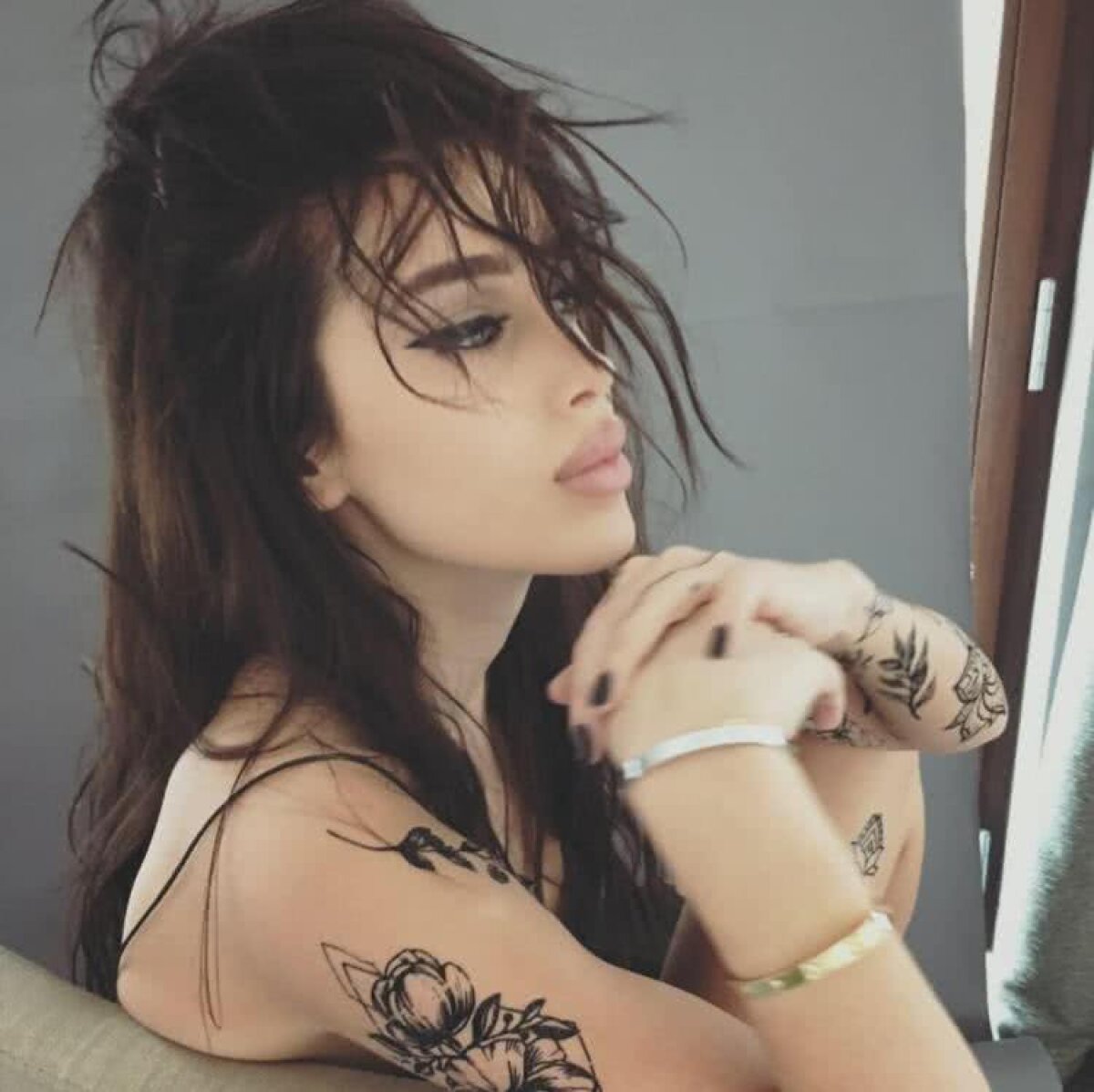 HOT! Avem primul "11" al Rusiei :) Soțiile și prietenele titularilor de azi arată DEMENȚIAL