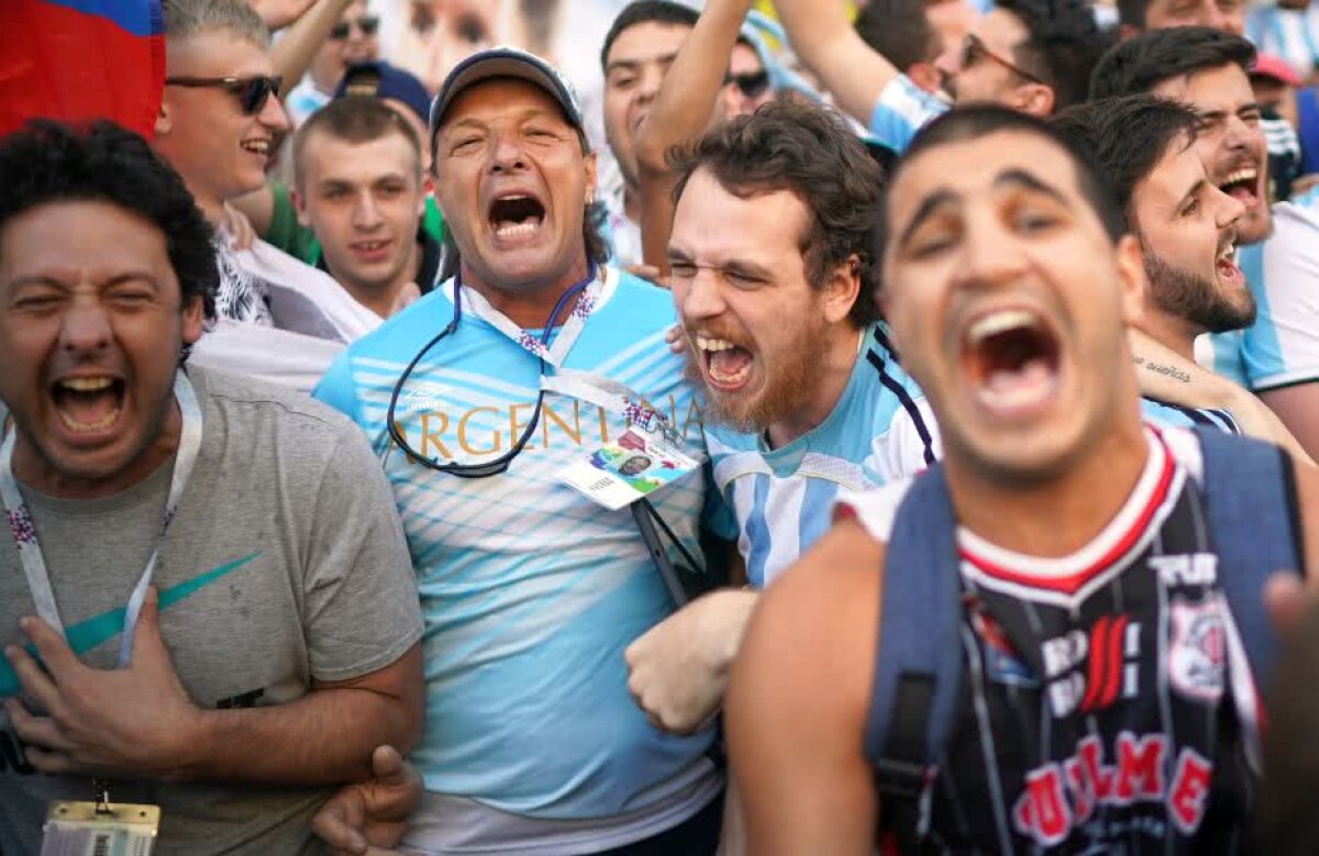 VIDEO Argentina a câștigat deja Mondialul fanilor » Atmosferă de senzație pe străzile din Moscova! Suporterii "pumelor" au început fiesta