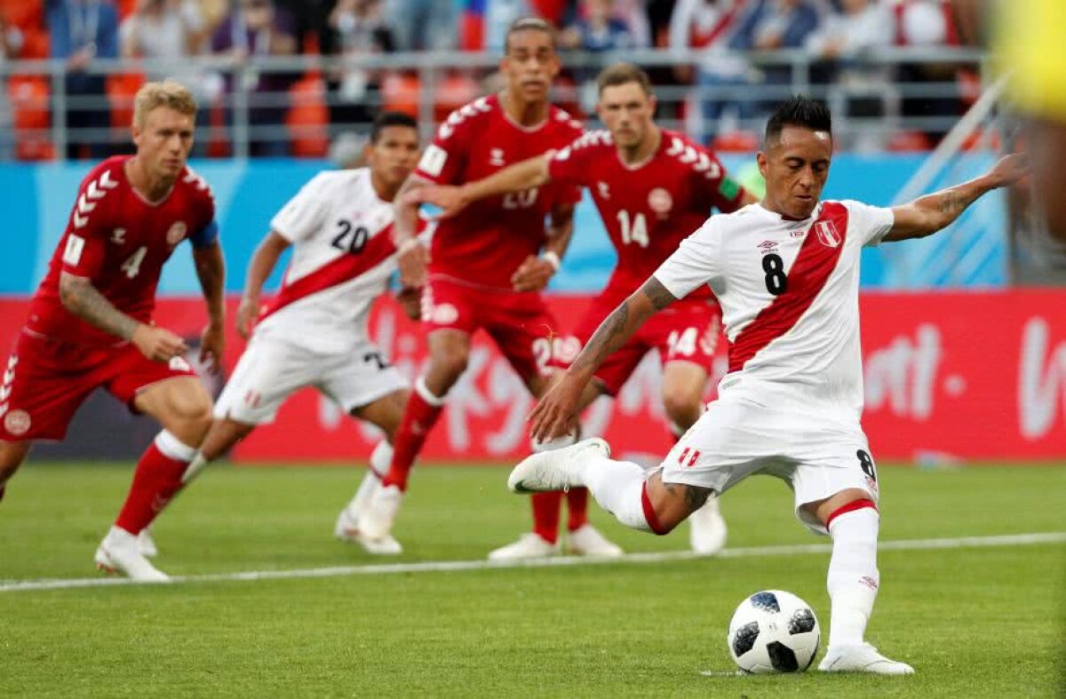 VIDEO + FOTO Avalanșă de ratări în Peru - Danemarca, 0-1! Europenii au tremurat, dar au luat toate punctele 