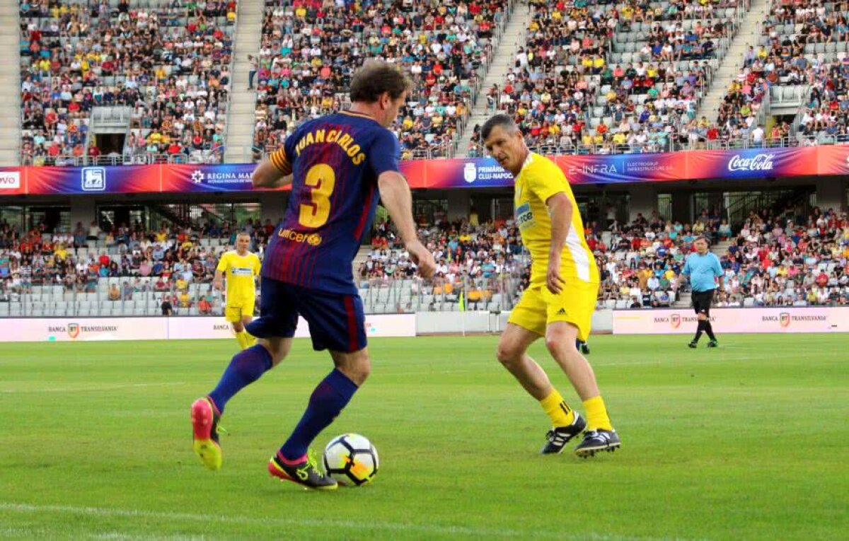 VIDEO Generația de Aur pierde meciul cu legendele Barcelonei: "Hagi e brazilian" + "Regele" a marcat pentru catalani