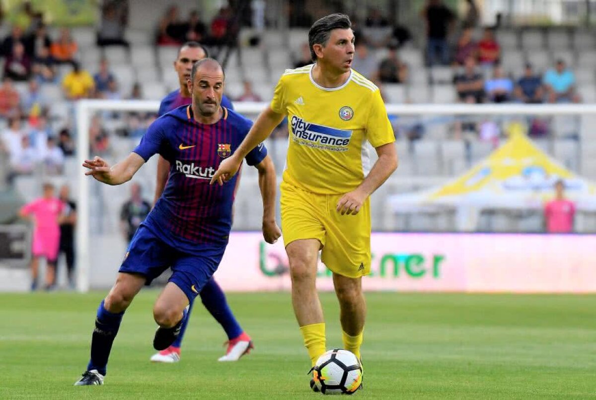 VIDEO Generația de Aur pierde meciul cu legendele Barcelonei: "Hagi e brazilian" + "Regele" a marcat pentru catalani