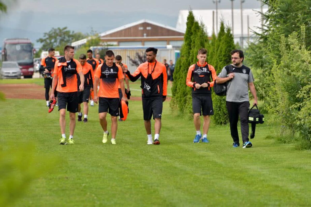 Corespondență GSP din Brașov » VIDEO + FOTO Edi Iordănescu i-a pus la muncă pe clujeni » Camora l-a comparat cu Petrescu