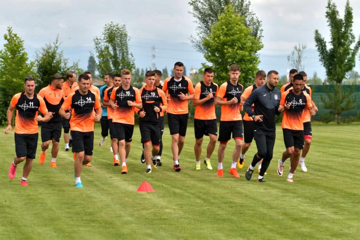 Corespondență GSP din Brașov » VIDEO + FOTO Edi Iordănescu i-a pus la muncă pe clujeni » Camora l-a comparat cu Petrescu