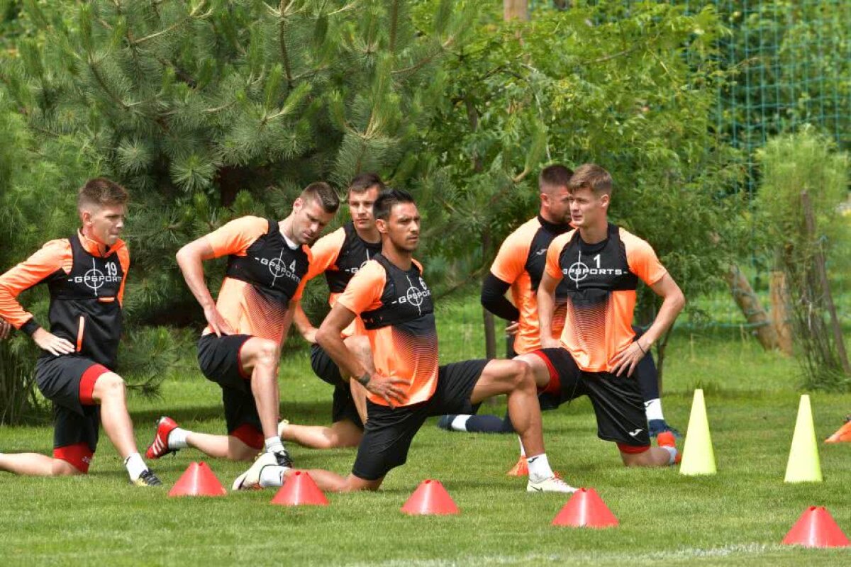 Corespondență GSP din Brașov » VIDEO + FOTO Edi Iordănescu i-a pus la muncă pe clujeni » Camora l-a comparat cu Petrescu