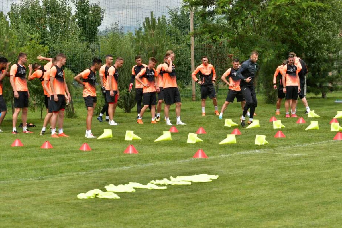 Corespondență GSP din Brașov » VIDEO + FOTO Edi Iordănescu i-a pus la muncă pe clujeni » Camora l-a comparat cu Petrescu