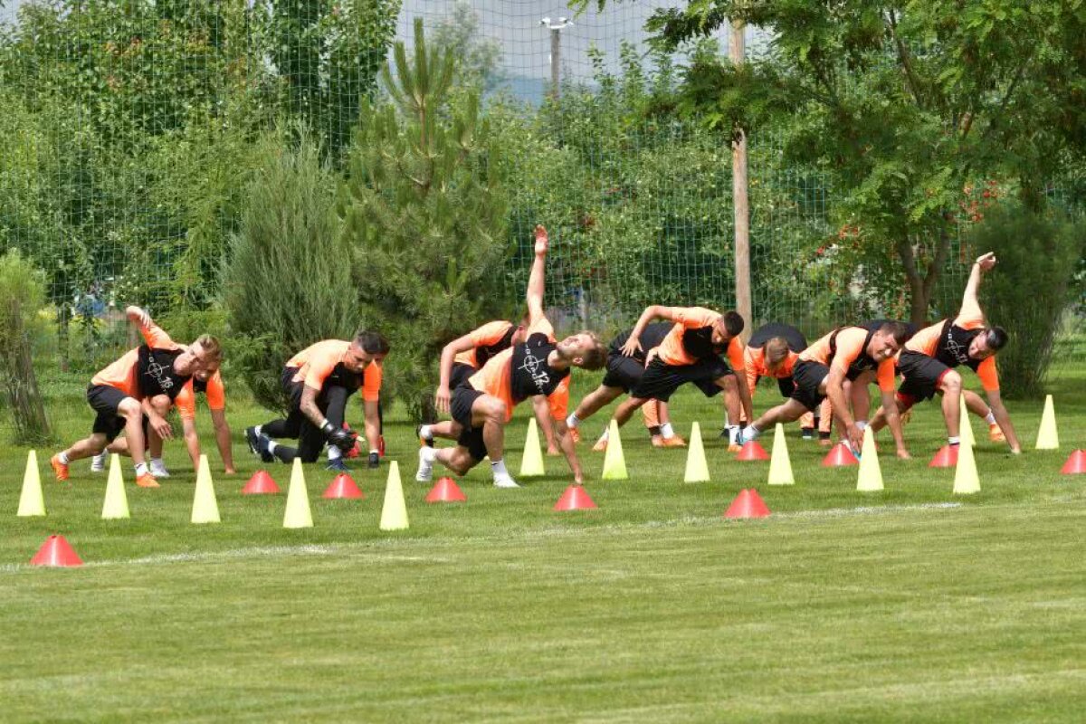 FOTO CFR Cluj, mutări importante făcute azi » Doi jucători au semnat, unul a plecat! Era pe lista lui Dinamo