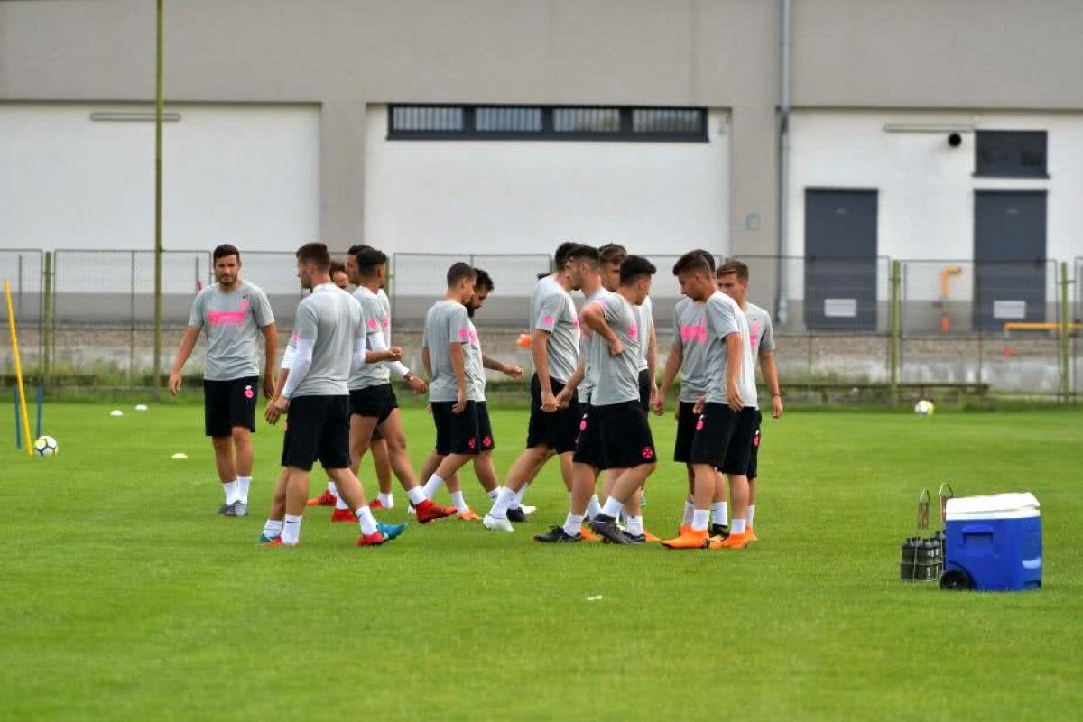 Corespondență GSP din Brașov » FOTO Imagini din cantonamentul FCSB-ului: ce metode inedite de antrenament au folosit fotbaliștii lui Dică