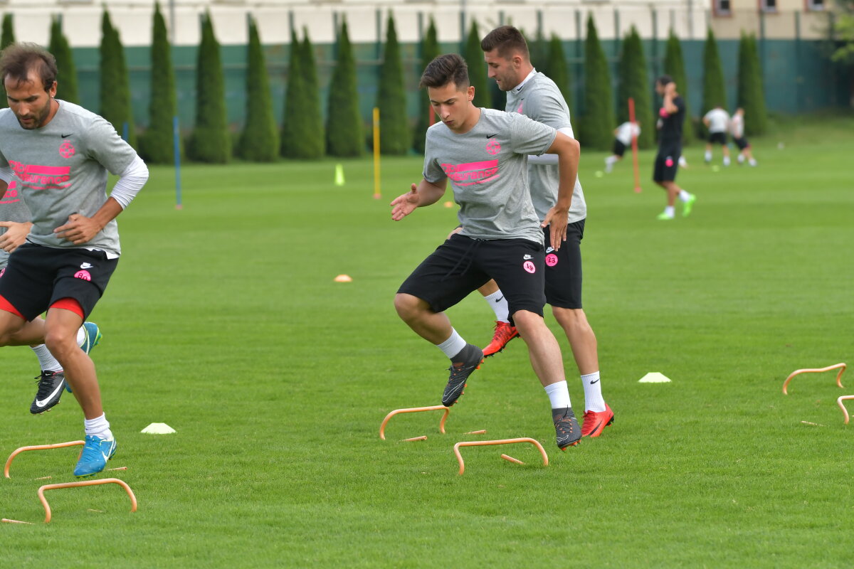 Corespondență GSP din Brașov » FOTO Imagini din cantonamentul FCSB-ului: ce metode inedite de antrenament au folosit fotbaliștii lui Dică