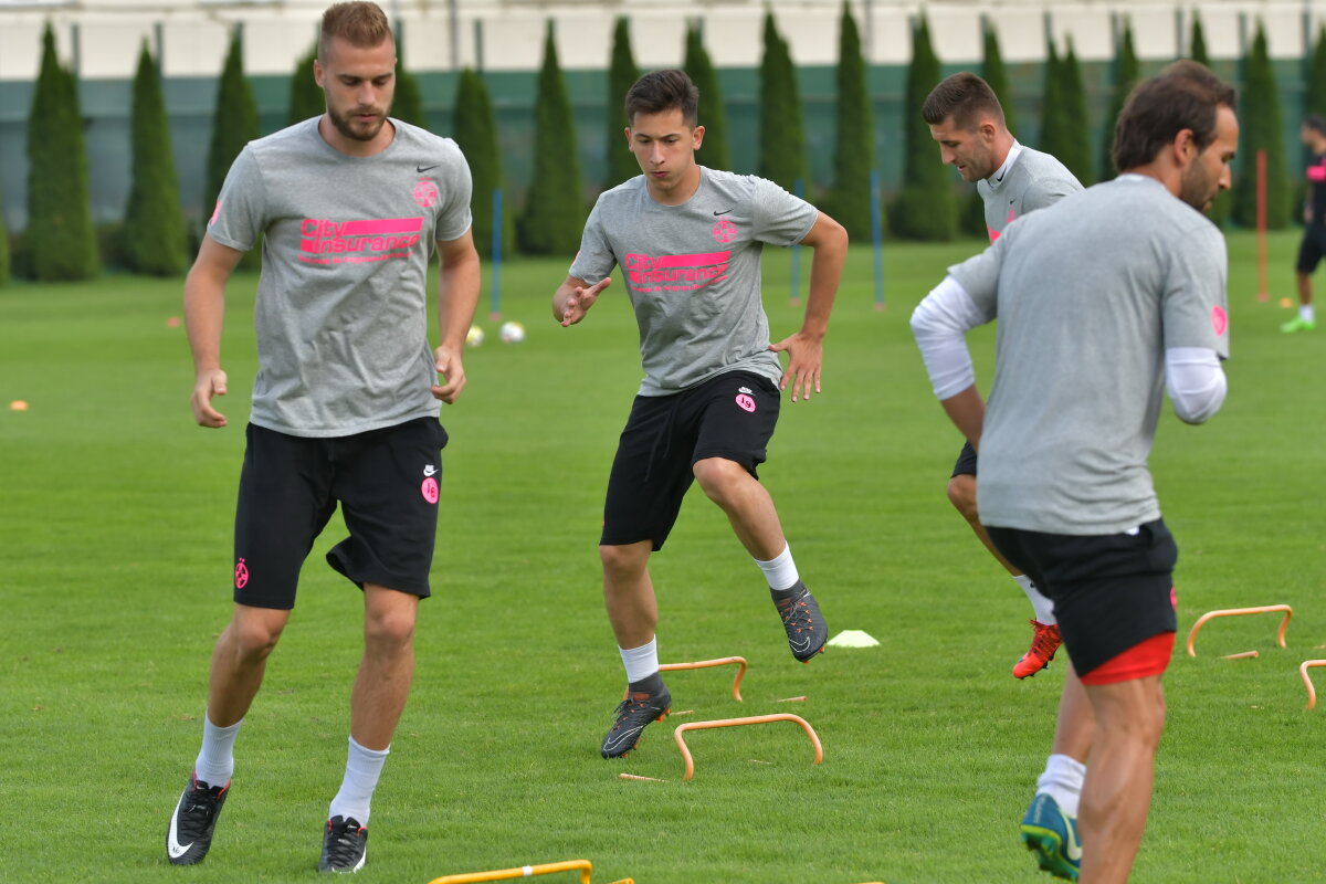 Corespondență GSP din Brașov » FOTO Imagini din cantonamentul FCSB-ului: ce metode inedite de antrenament au folosit fotbaliștii lui Dică