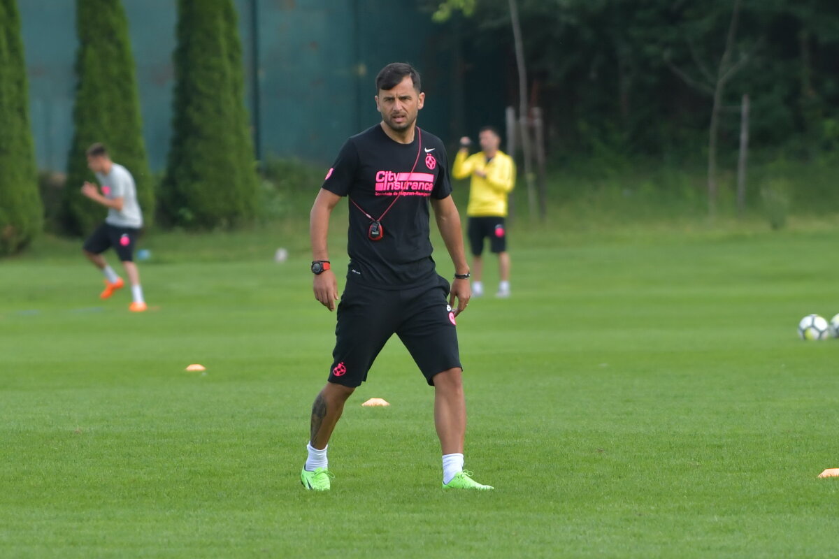 Corespondență GSP din Brașov » FOTO Imagini din cantonamentul FCSB-ului: ce metode inedite de antrenament au folosit fotbaliștii lui Dică