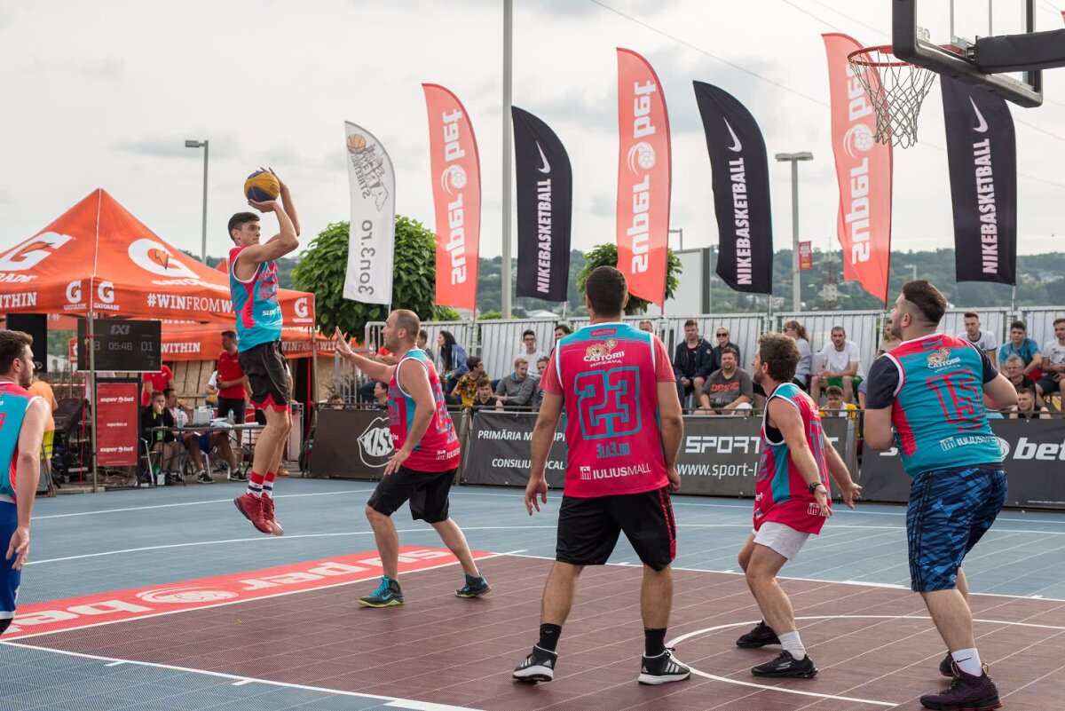 GALERIE FOTO Dorin Goian, cu un ochi la Mondiale și cu sufletul pe terenul de baschet la Castorii Suceava Streetball