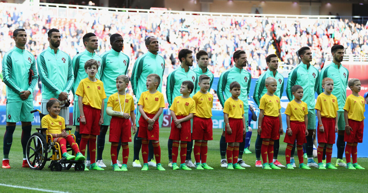 FOTO Puștoaica în scaun cu rotile vrea să își reîntâlnească idolul: "Cristiano Ronaldo mi-a schimbat viața, mi-a dat forța să lupt și să mă ridic!"