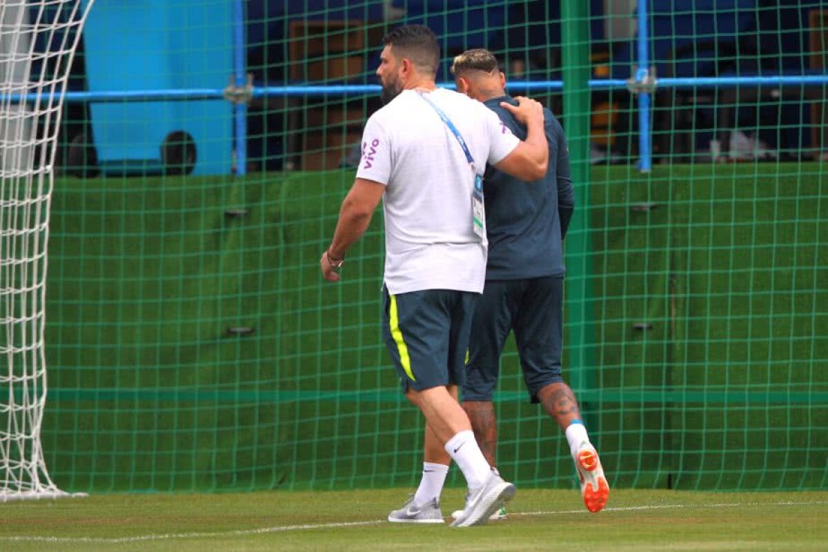 FOTO Emoții mari pentru brazilieni! Ce s-a întâmplat cu Neymar la antrenamentul de azi 