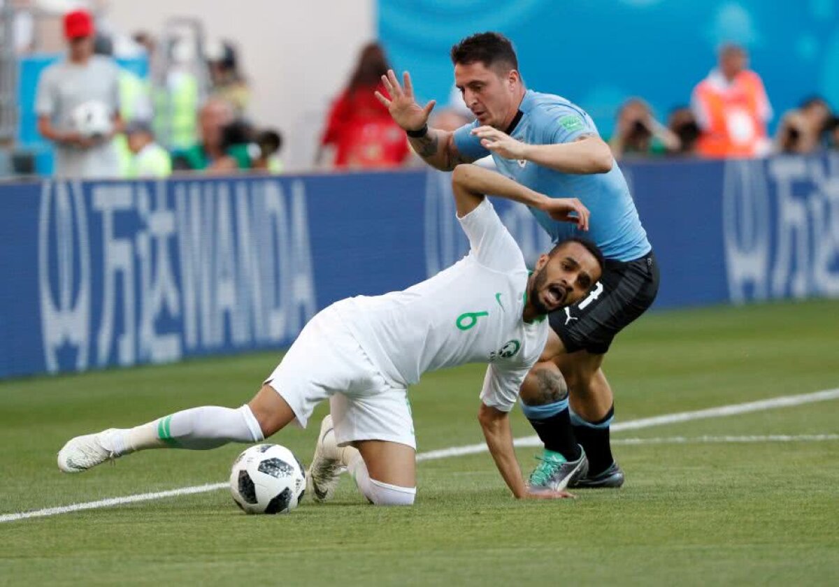 VIDEO + FOTO Uruguay bate chinuit Arabia Saudită, scor 1-0, dar se califică în optimile de finală » Miza: primul loc!