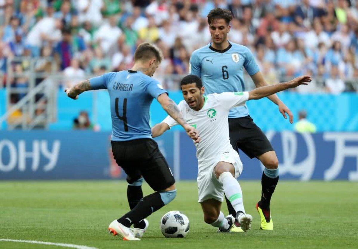 VIDEO + FOTO Uruguay bate chinuit Arabia Saudită, scor 1-0, dar se califică în optimile de finală » Miza: primul loc!