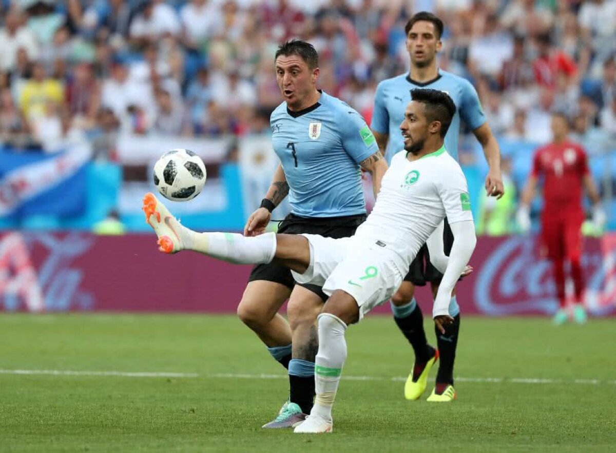 VIDEO + FOTO Uruguay bate chinuit Arabia Saudită, scor 1-0, dar se califică în optimile de finală » Miza: primul loc!