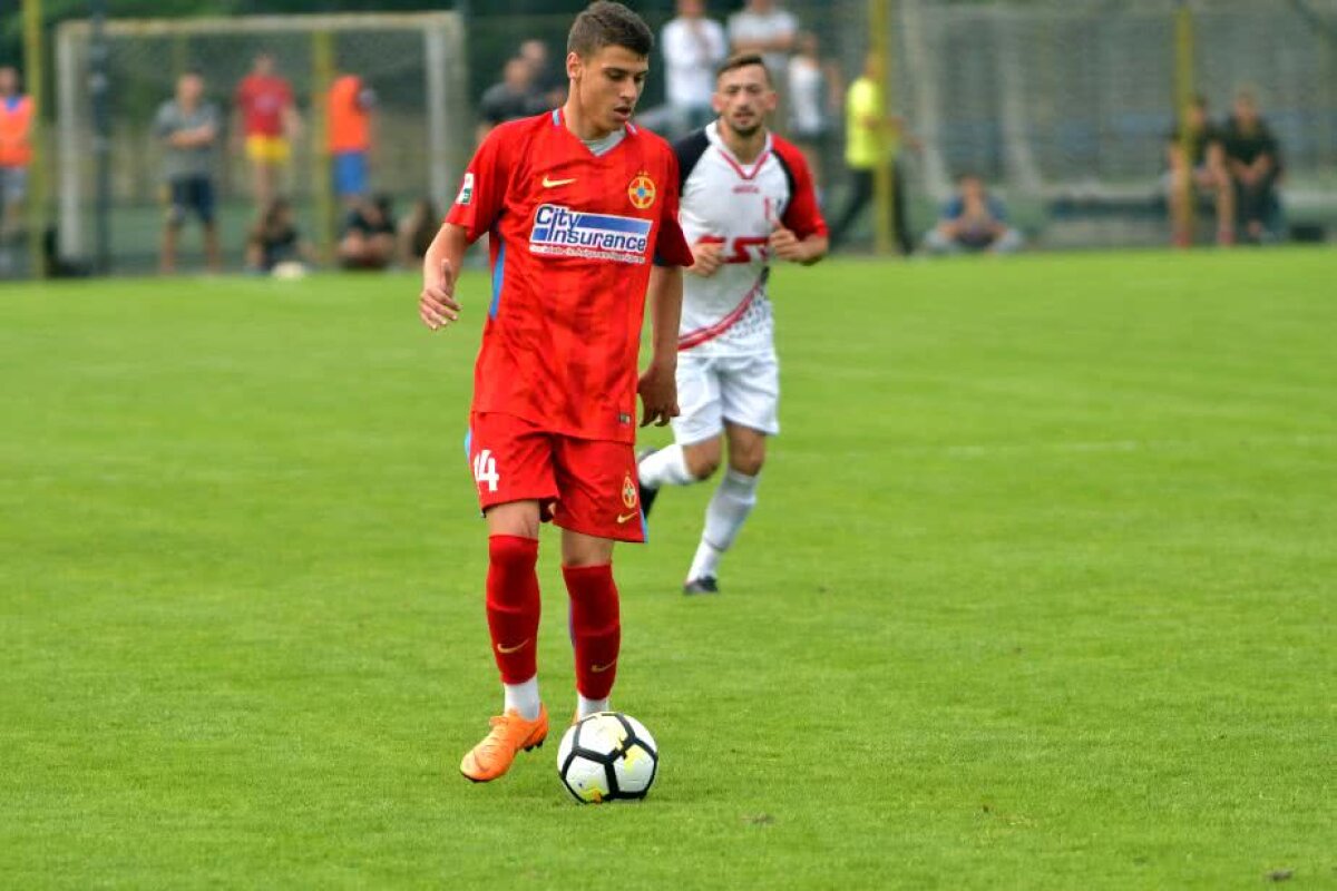 VIDEO+FOTO FCSB a câștigat, dar nu și-a păstrat poarta intactă în fața modestei CS Cornu » Premierele amicalului: Moruțan + 4-3-3