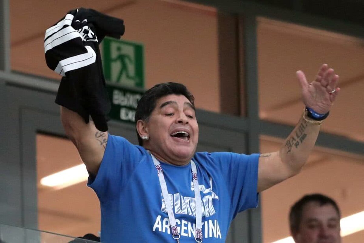 VIDEO+FOTO "Te iubesc, dar sunt un nenorocit" » Maradona-show la oficială!