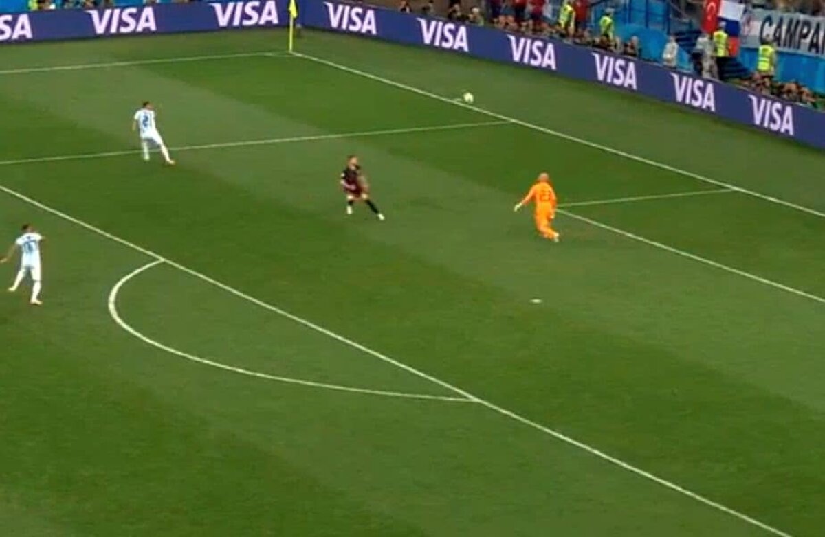 VIDEO+FOTO Gafa Mondialului! Cadoul făcut croaților de portarul Argentinei în minutul 53