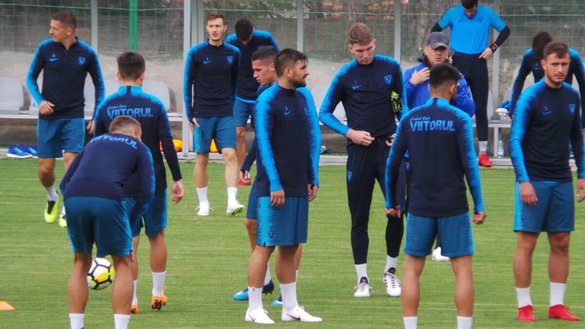 GALERIE FOTO & VIDEO Viitorul a început pregătirea în cantonamentul din Polonia » Execuție surpriză la antrenament!