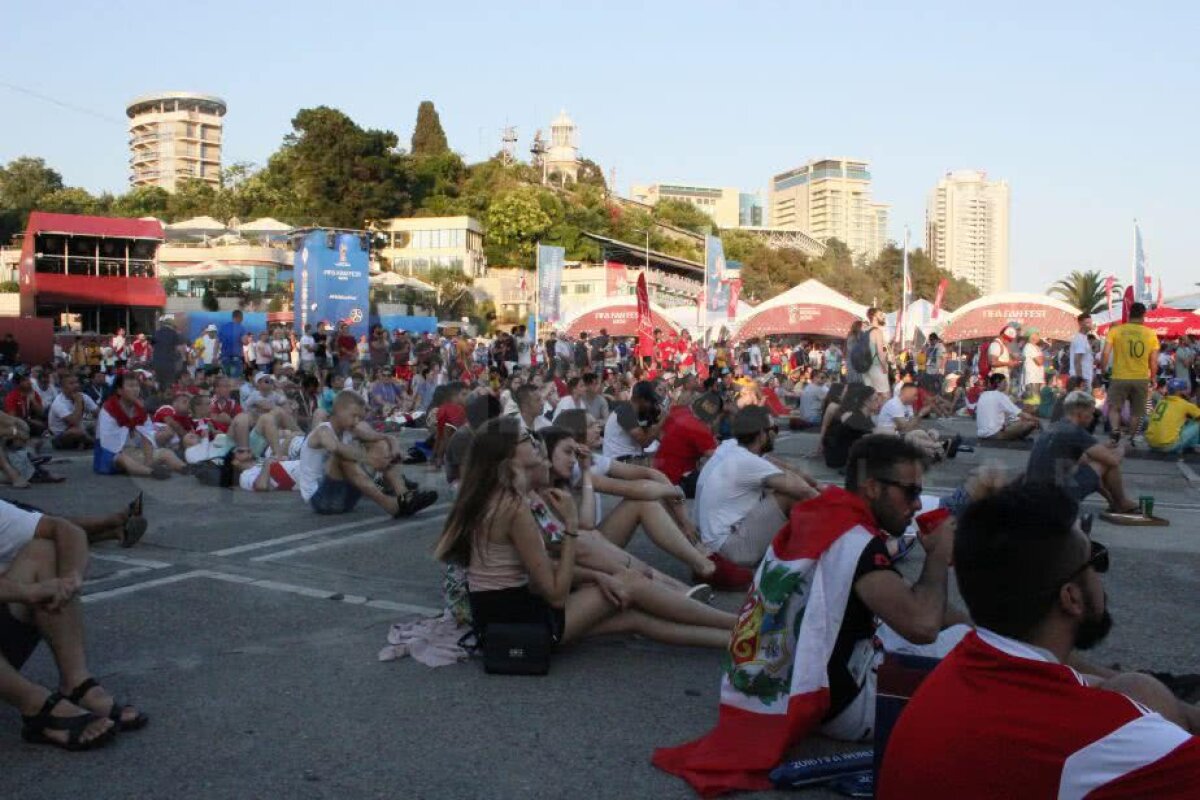 CORESPONDENȚĂ DIN RUSIA // VIDEO + FOTO Fan fest cu mulți copii și fete frumoase » Cum au sărbătorit brazilienii și peruanii golul Japoniei