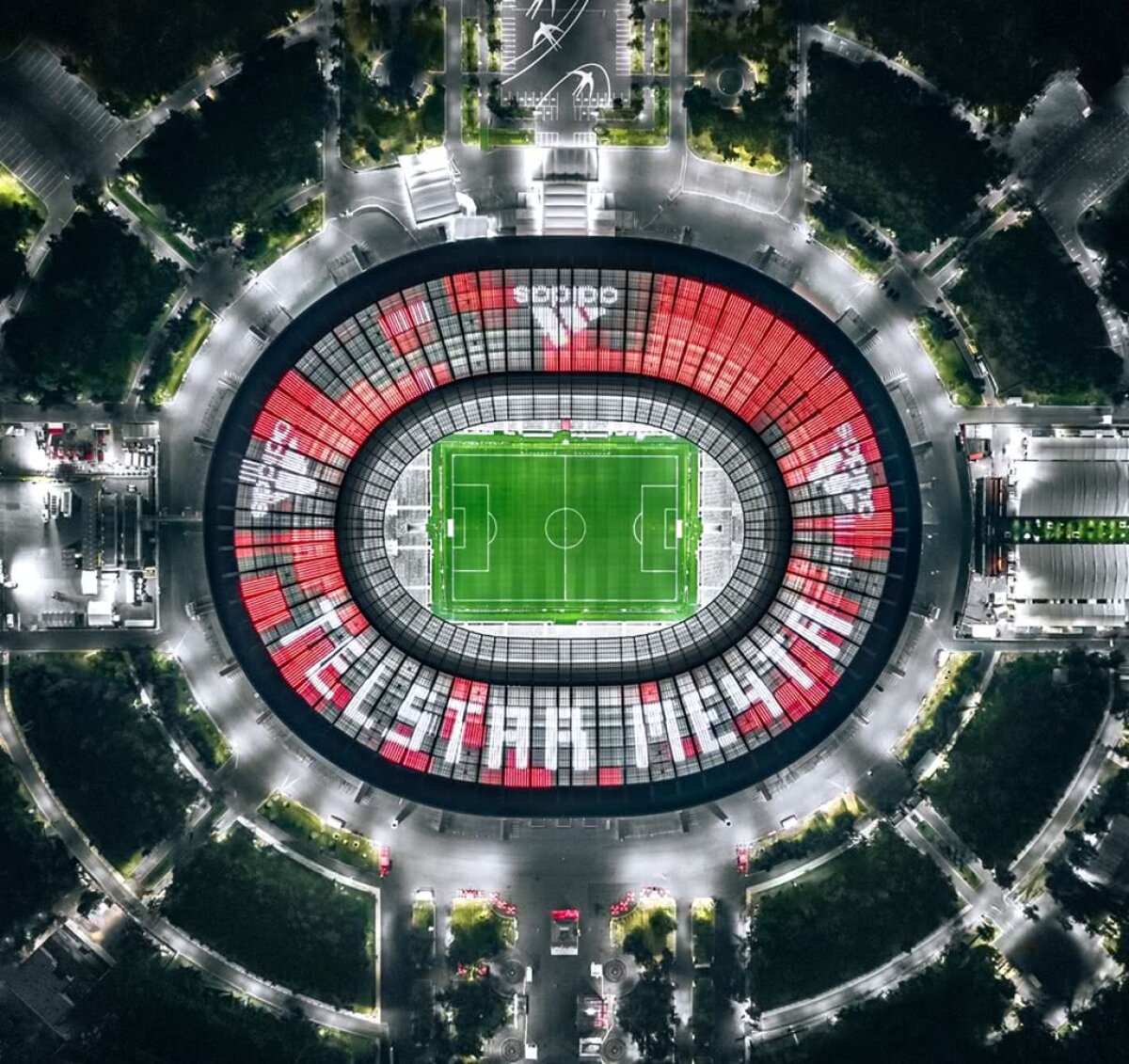 GALERIE FOTO » Wow, ce transformare! Se schimbă mingea oficială pentru etapele eliminatorii ale Cupei Mondiale din Rusia