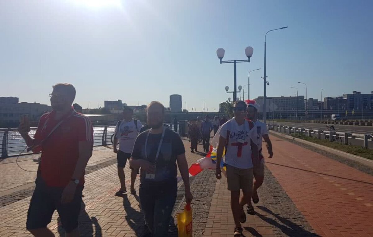 CORESPONDENȚĂ DIN RUSIA // VIDEO Spectacol făcut de fanii Angliei și Belgiei înaintea partidei decisive