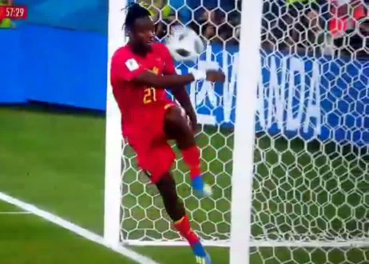 VIDEO Cea mai amuzantă fază! Un jucător belgian era să se accidenteze după golul marcat de Januzaj