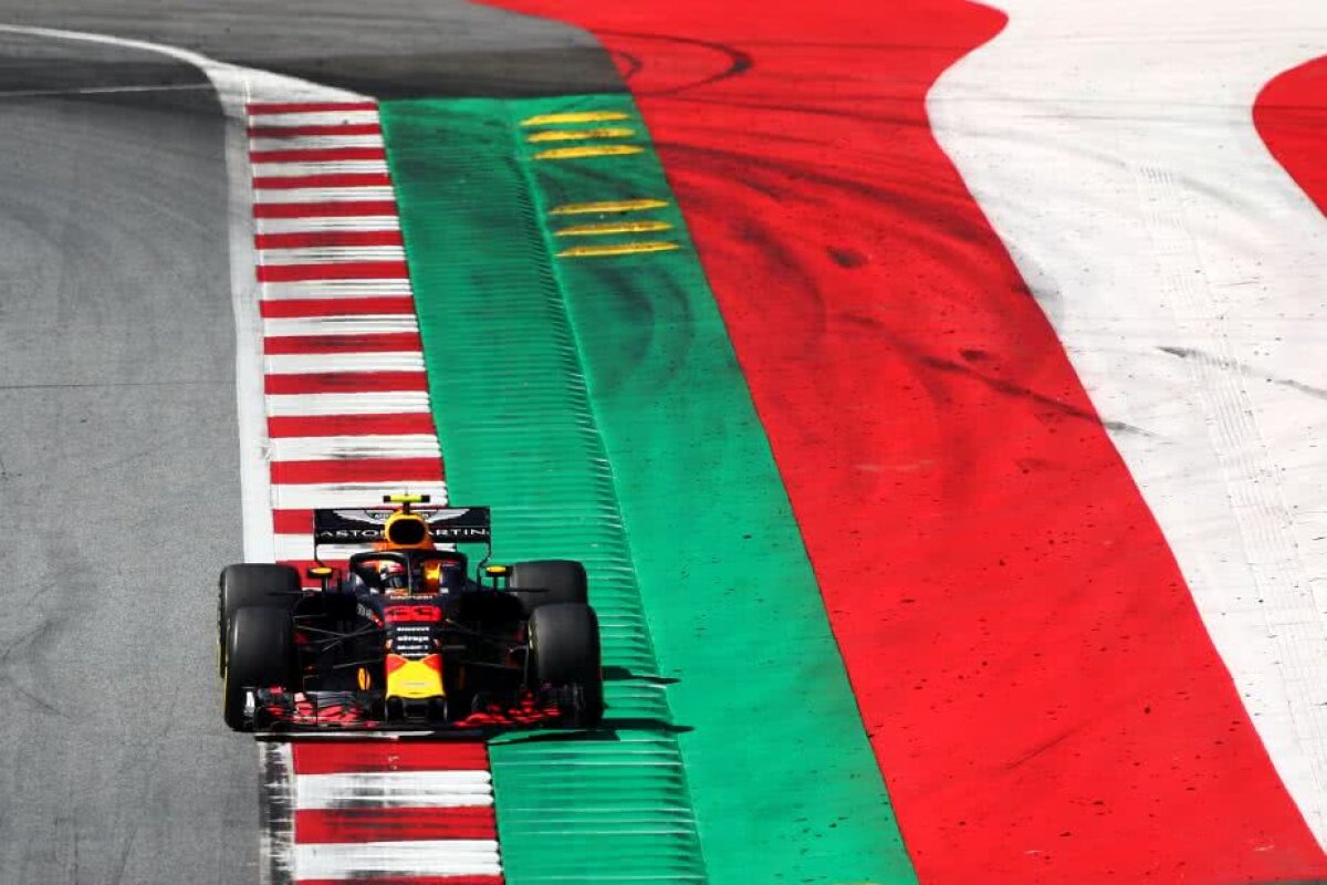 FORMULA 1 //  Max Verstappen câștigă Marele Premiu al Austriei » Lewis Hamilton abandonează și cade de pe primul loc la general