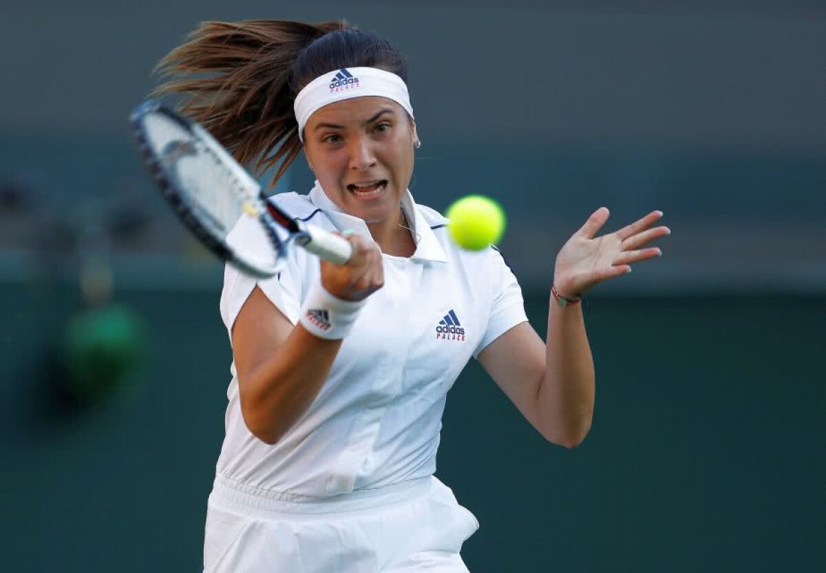 WIMBLEDON 2018 // FOTO Mihaela Buzărnescu merge mai departe! Gabriela Ruse, eliminare DRAMATICĂ după ce a irosit 6 mingi de meci