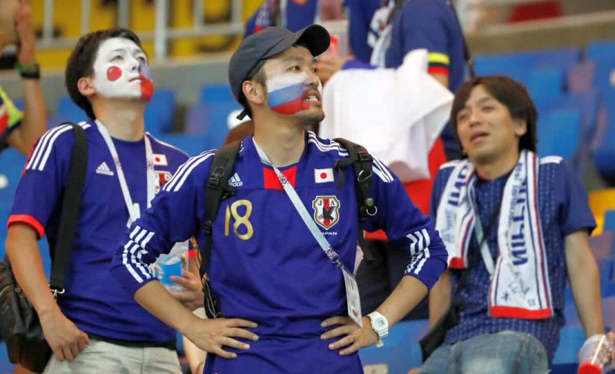 GALERIE FOTO Imagini emoționante pe stadionul din Rostov » Japonezii, DĂRÂMAȚI de durere după eșecul dramatic cu Belgia. Gestul fanilor de la final a impresionat